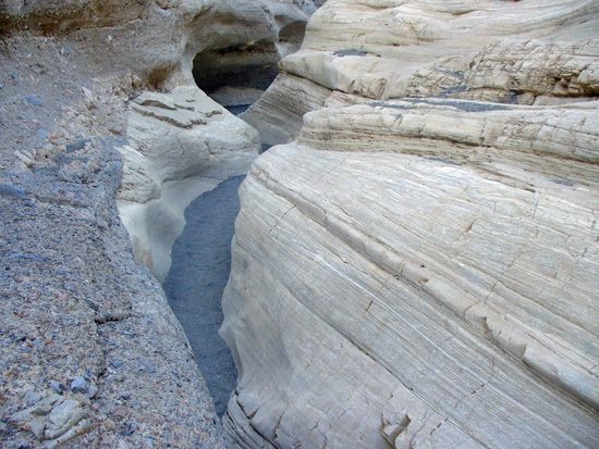 Mosaic Canyon by Protrails.com